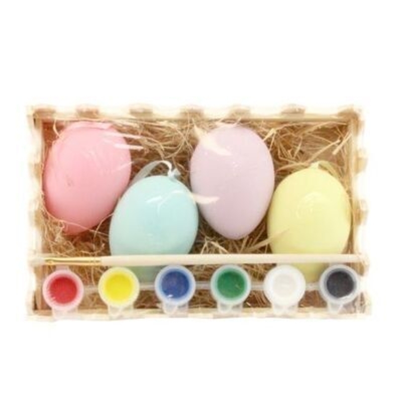 Paint your own egg kit. Contains 4 eggs in pastel colours and 6 paints. Comes in box lined with straw. The perfect gift for Easter. By Gisela Graham.
